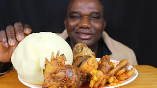 ASMR CHICKEN HEAD, CHICKEN FEET, FISH HEAD, RICE FUFU WITH CHILLI 🌶 SOUP.  AFRICANS FOOD MUKBANG