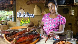 maldives fish ....let's make mackerel easily with wood stove?   .Village kitchen recipe