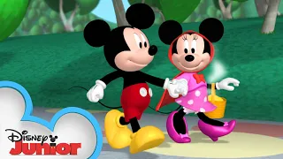 Minnie Mouse is Red Riding Hood 🎀| Mickey Mornings | Mickey Mouse Clubhouse | @disneyjunior