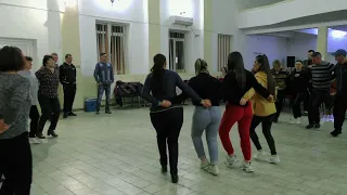"ARICIUL" dans popular de pe "Valea Oltului" - Giuvarasti Olt.