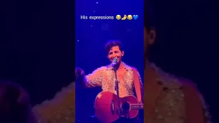 Look At Darshan Raval's Cute Expressions While Singing Woh Chali Woh Chali Song | Cutest Video Ever😉