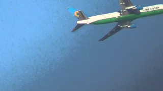 Uzbekistan Airways 767-300ER beautiful  climb and turn from JFK Airport [Full HD]