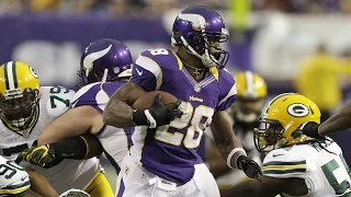 Adrian Peterson goes for Eric Dickerson's rushing record - 2012 Week 17 Vikings vs. Packers