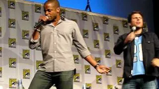 Comic-Con 2010: Psych ("Shout" - with Curt Smith!)