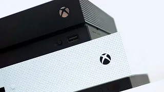 Какие существуют версии и ревизии Xbox One
