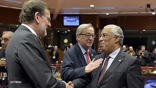 Брюссель отсрочил наказание Мадрида и Лиссабона за дефицит