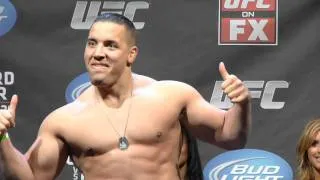 UFC on FX: Barry vs Morecraft Weigh-in Highlight