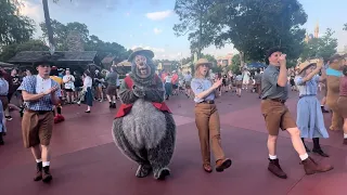 Frontierland Hoedown at Magic Kingdom - Full Show