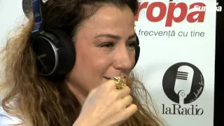 La Radio cu Andreea Esca şi Mirela Bucovicean, în direct de la Half is Free