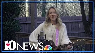 Emily Ann Roberts performs 'O Holy Night