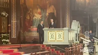 Владимир Путин прибыл на пасхальную службу в храм Христа Спасителя в Москве.