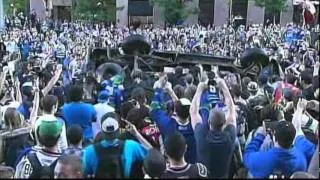 Vancouver Canucks Fans Riot After Losing Stanley Cup