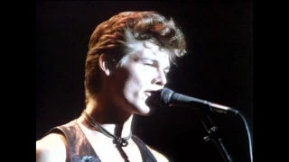 A-HA ➤ Take on me ➤ The sun always shines on TV ➤ I've been losing you (LIVE 1986)