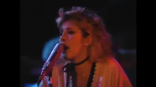 Second Hand News (Restoration) (Live at The Fourm, Inglewood, CA 10/21/82) - Fleetwood Mac