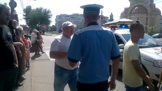 Fetita de 7 ani accinentata de un taxi pe Calea Calarasilor. Stiri Braila - Probraila.ro