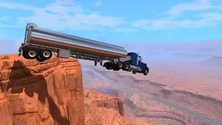 CAR VS MADNESS CLIFF! BEAMNG DRIVE - BEST CRASHES