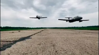 Russian L-39 Albatros performing a very low pass