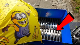 Shredding Minions : Shredder vs Soft & Crunchy Minion Stuff