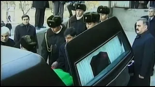 Ulu öndər Heydər Əliyevlə vida mərasimi 15.12.2003 Respublika sarayı