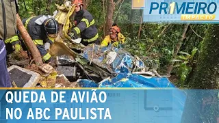 Avião de pequeno porte cai em Ribeirão Pires, no ABC paulista | Primeiro Impacto (25/01/24)