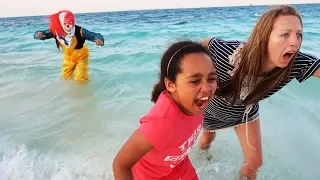 CREEPY CLOWN ON THE BEACH!!