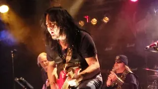 Hell Mary featuring Jeff Duncan - Over the Mountain by Ozzy special guest Rob Cyanide