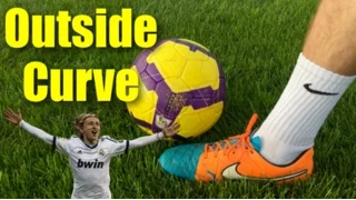 How to Bend a Soccer ball with the Outside of Your Foot | Tutorial