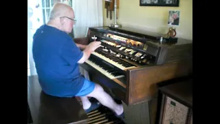 Mike Reed plays "Tangerine" on the Hammond Organ