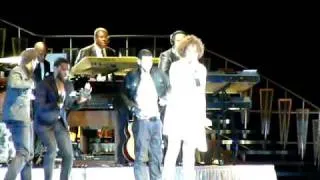 Whitney Houston - I Wanna Dance With Somebody (Live in Stuttgart) May 22nd, 2010 *EXCLUSIVE* [HQ]