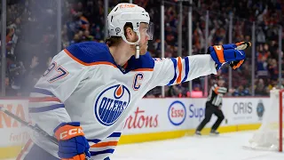 McDavid fires 5-hole for FORTY!