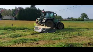 Fendt Farmer 310 + Claas Corto 220 (1ST CUT SILAGE 2024)