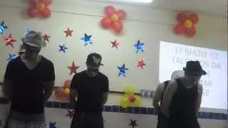 Dança Dos meninos do Guiomar