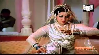 HD HEMA'S MUJRA   HAI YE MUJRE KI RAAT AAKHRI   YUDH 1985   YouTube