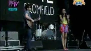 Dionne Bromfield - Get Over It (Live at Summer Soul Festival)