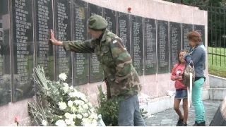 Argentines Pay Homage to Soldiers Killed in Malvinas War
