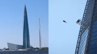 Прыжок с «Лахта Центра» в День России. 371 метр ( Сергей Бойцов )
