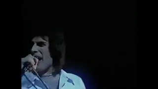 Queen Live At Earls Court 1977