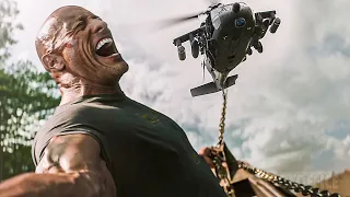 Dwayne Johnson vs. helicóptero (duelo a manos limpias)