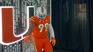 UNIVERSITY OF MIAMI College Tour Vlog 🙌🏽… It’s all bout the U