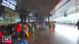 Walking in New Delhi RAILWAY STATION (NDLS), Paharganj, New Delhi, INDIA | 4K RAILWAY STATION Tour