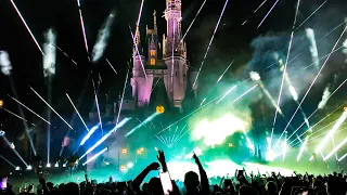 Swedish House Mafia Axwell Playing Walt Disney World Cinderella Castle! OMG! AMAZING!!!