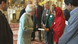 Malala Yousafzai meets the Queen