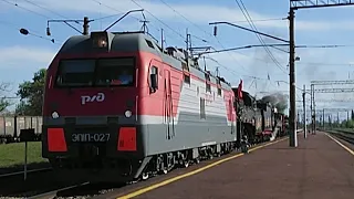 С днем победы! ЭП1П-027/Эр739-99/ФД20-2109 с Ретро поездом