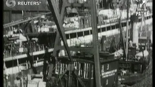 USA: 'Munchen' liner refloated in new York Harbour (1930)