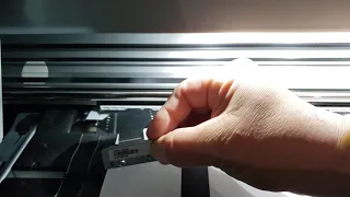 edge holder install on hp latex 100 / 300 series printers