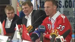 KHL: Dominik Hasek to Spartak Moscow [NTV+]