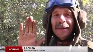 На Луганщині розпочали відводити танки від лінії розмежування