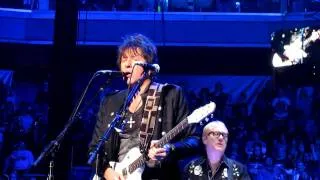 bon Jovi (Richie Cam)- It's My Life - Philly 3 2 11
