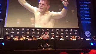 РЕАКЦИЯ ФАНАТОВ НА АНОНС БОЯ ХАБИБ НУРМАГОМЕДОВ VS КОНОР МАКГРЕГОР !! KHABIB VS CONOR UFC 229