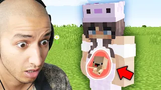 I Fooled My Friend as a PREGNANT GIRL in Minecraft!